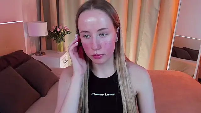 Snapshot of Cassie_Kelman chatting on 17, 1, 2025 Cassie Kelman online show from 17, 1, 2025