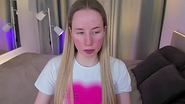 Snapshot of Cassie_Kelman chatting on 30, 1, 2025 Cassie Kelman online show from 30, 1, 2025