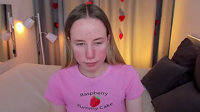 Snapshot of Cassie_Kelman chatting on 14, 2, 2025 Cassie Kelman online show from 14, 2, 2025