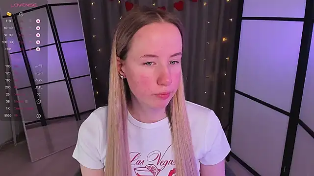 Snapshot of Cassie_Kelman chatting on 15, 2, 2025 Cassie Kelman online show from 15, 2, 2025