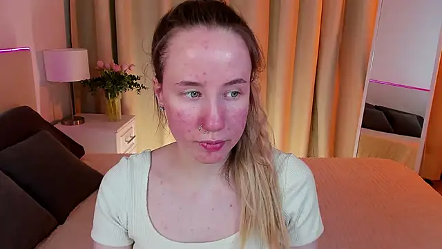 Snapshot of Cassie_Kelman chatting on 21, 2, 2025 Cassie Kelman online show from 21, 2, 2025