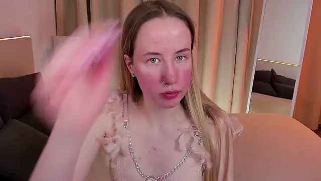 Snapshot of Cassie_Kelman chatting on 22, 3, 2025 Cassie Kelman online show from 22, 3, 2025