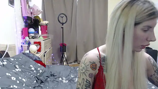 BLACKPeonyy online show from 30, 11, 2025