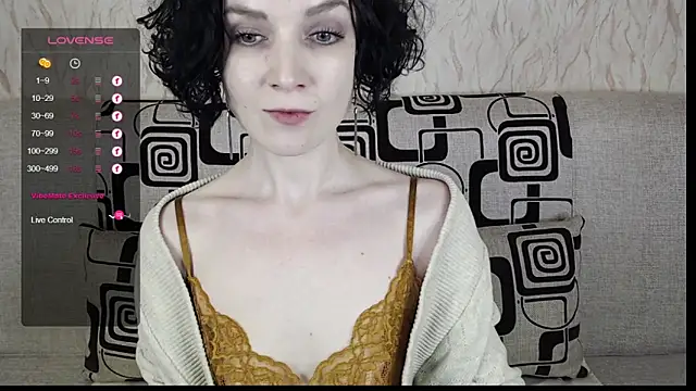 TinaWince online show from 12, 2, 2025