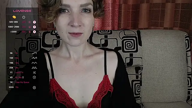 Snapshot of TinaWince chatting on 5, 7, 2026 TinaWince online show from 5, 7, 2026