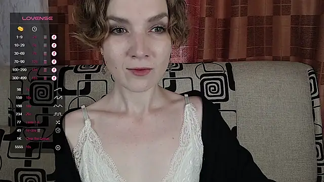 Snapshot of TinaWince chatting on 18, 7, 2026 TinaWince online show from 18, 7, 2026