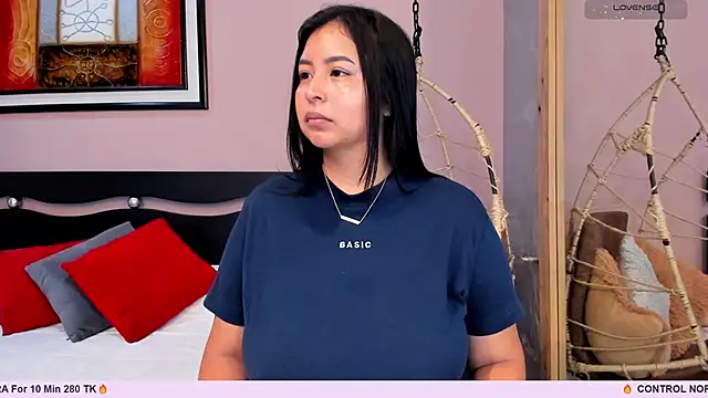 Snapshot of _alaiasmile_ chatting on 7, 11, 2025 alaiasmile online show from 7, 11, 2025