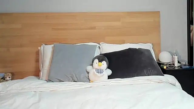  alaiasmile  online show from 12, 2, 2026