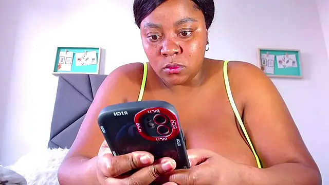 LAISYBROWNX online show from 9, 12, 2024