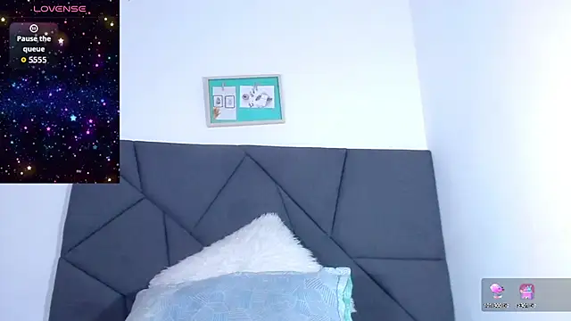 LAISYBROWNX online show from 10, 9, 2025