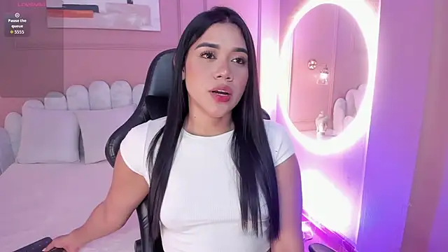 Snapshot of mara_brooks chatting on 13, 9, 2025 mara brooks online show from 13, 9, 2025