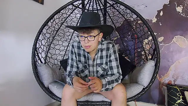 alex noa online show from 9, 10, 2025