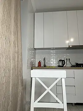 Teya moon  online show from 1, 4, 2026