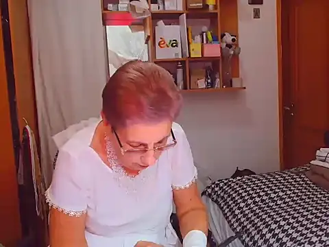 Victoria5643 online show from 25, 1, 2025