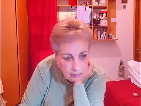 Victoria5643 online show from 16, 10, 2025