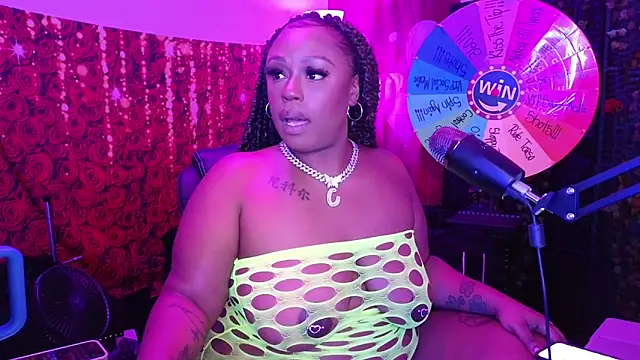 cheriserozequeen online show from 19, 5, 2026