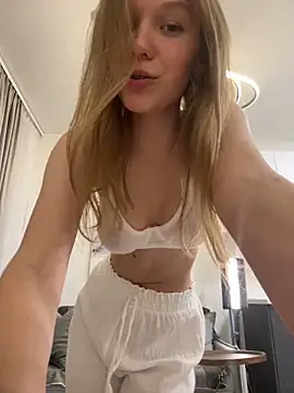 Snapshot of Ketitull chatting on 6, 1, 2025 Ketitull online show from 6, 1, 2025