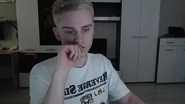 angryzan online show from 18, 2, 2025