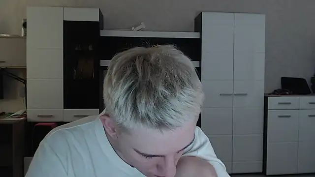 angryzan online show from 24, 2, 2025