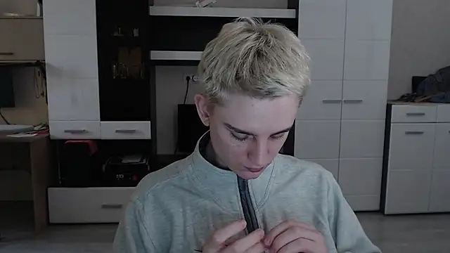 angryzan online show from 14, 3, 2025