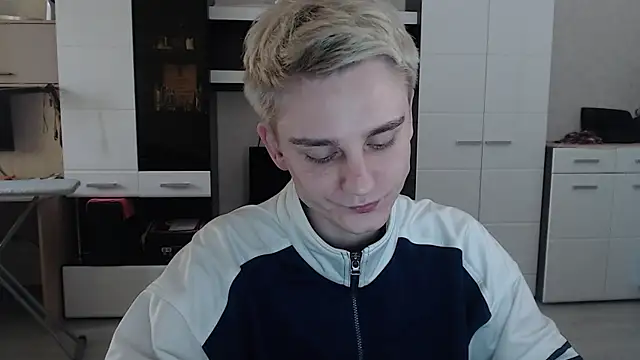 angryzan online show from 18, 3, 2025