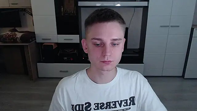 angryzan online show from 7, 10, 2025