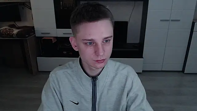 angryzan online show from 15, 10, 2025