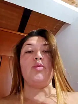 Snapshot of Sofia_Queen17 chatting on 6, 3, 2025 Sofia Queen17 online show from 6, 3, 2025