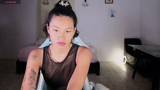 Peggy Funn online show from 2, 10, 2025