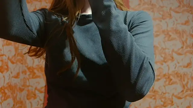 strawberrysmoothie online show from 15, 1, 2025