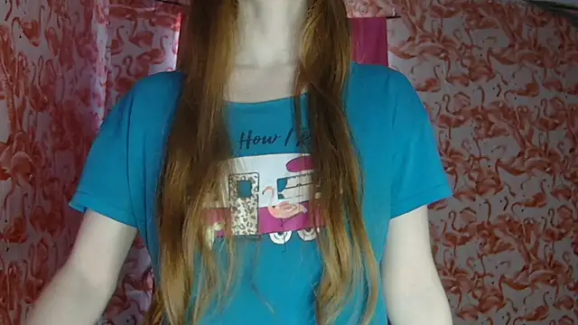 strawberrysmoothie online show from 9, 4, 2026