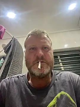 sexycouple109 online show from 8, 3, 2025