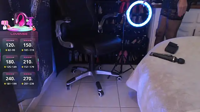 LaraReinaDelSol online show from 26, 2, 2026