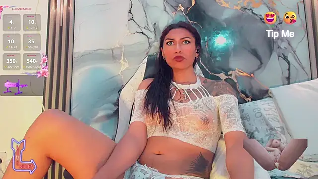 khiara moretti online show from 11, 6, 2026