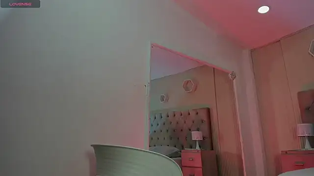 Snapshot of Agathaargent_ chatting on 26, 11, 2025 Agathaargent online show from 26, 11, 2025