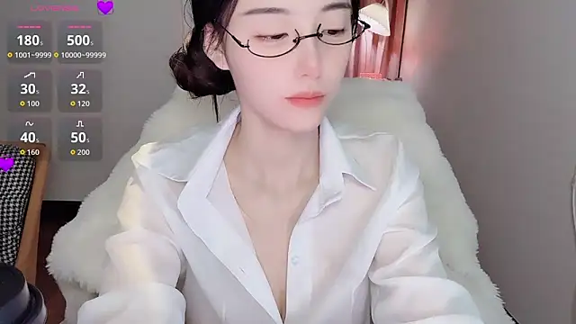 Snapshot of Duomiz chatting on 23, 10, 2025 Duomiz online show from 23, 10, 2025