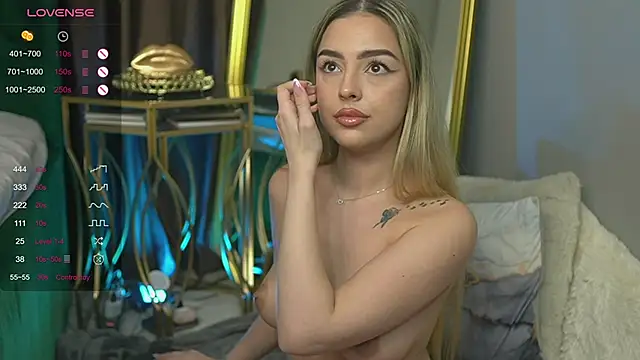 Snapshot of ScarletColes chatting on 31, 1, 2025 ScarletColes online show from 31, 1, 2025
