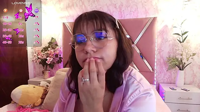 Snapshot of Miaa_Smiith1 chatting on 7, 3, 2025 Miaa Smiith1 online show from 7, 3, 2025