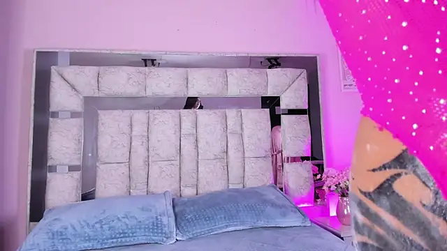 Snapshot of Sara_Greey chatting on 20, 9, 2025 Sara Greey online show from 20, 9, 2025