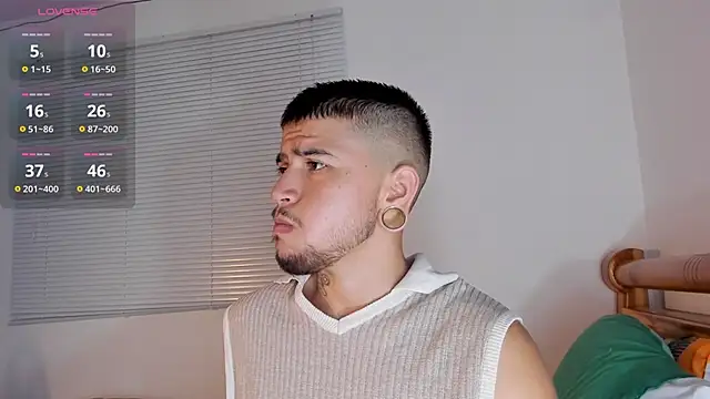 Snapshot of ftmphilip_ chatting on 23, 11, 2025 ftmphilip online show from 23, 11, 2025