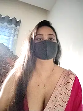 Snapshot of SimaRoy- chatting on 7, 4, 2026 SimaRoy- online show from 7, 4, 2026