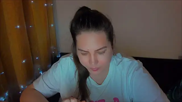 Snapshot of _madalexa_ chatting on 18, 12, 2024  madalexa  online show from 18, 12, 2024