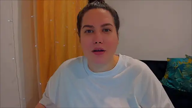 Snapshot of _madalexa_ chatting on 21, 12, 2024  madalexa  online show from 21, 12, 2024