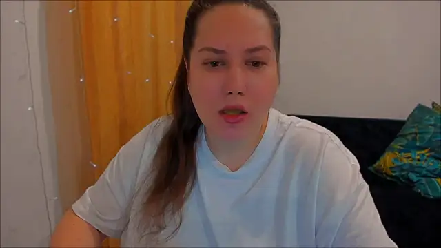 Snapshot of _madalexa_ chatting on 27, 12, 2024  madalexa  online show from 27, 12, 2024