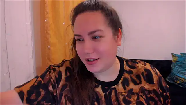 Snapshot of _madalexa_ chatting on 5, 2, 2025  madalexa  online show from 5, 2, 2025