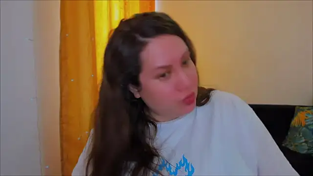 Snapshot of _madalexa_ chatting on 21, 2, 2025  madalexa  online show from 21, 2, 2025