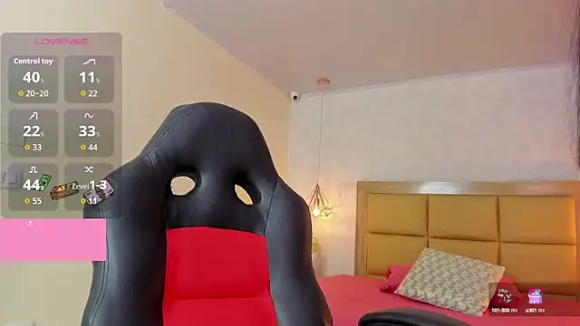 Snapshot of LARSONMIA chatting on 17, 9, 2025 LARSONMIA online show from 17, 9, 2025