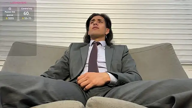 Tom blunt96 online show from 3, 2, 2025