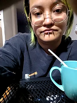 lucky-leah online show from 11, 10, 2025