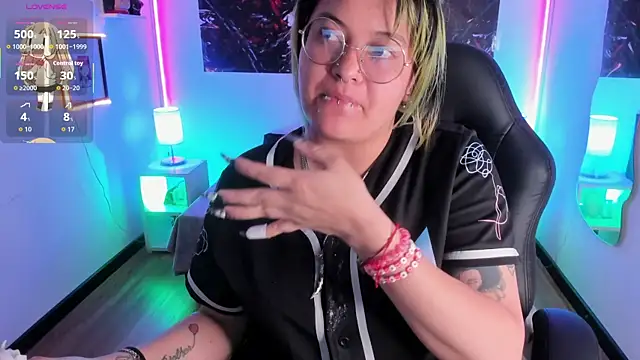 lucky-leah online show from 13, 11, 2025